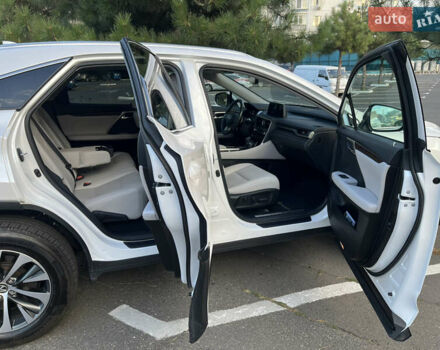 Білий Лексус РХ, об'ємом двигуна 3.46 л та пробігом 75 тис. км за 45000 $, фото 12 на Automoto.ua