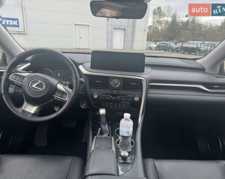 Лексус РХ 2020 у Києві на Automoto.ua Білий Лексус РХ, об'ємом двигуна 3.46 л та пробігом 150 тис. км за 39000 $, фото 4 на Automoto.ua