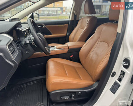 Белый Лексус РХ, объемом двигателя 2 л и пробегом 46 тыс. км за 46000 $, фото 18 на Automoto.ua