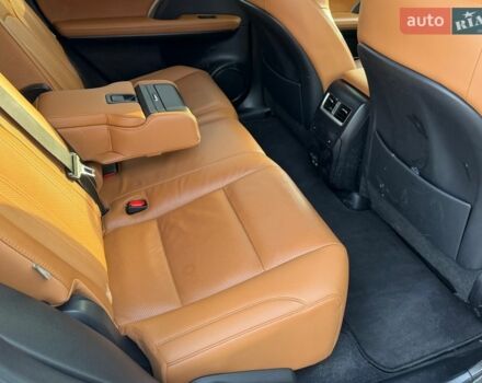 Белый Лексус РХ, объемом двигателя 2 л и пробегом 71 тыс. км за 40900 $, фото 20 на Automoto.ua