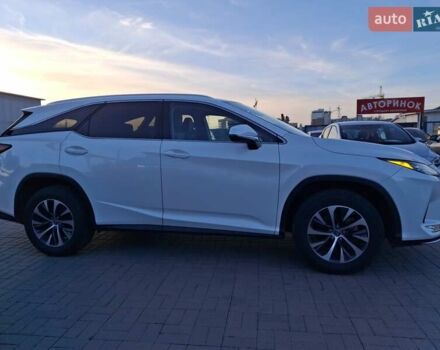 Белый Лексус РХ, объемом двигателя 3.5 л и пробегом 116 тыс. км за 41900 $, фото 6 на Automoto.ua