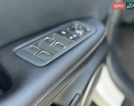 Білий Лексус РХ, об'ємом двигуна 3.46 л та пробігом 150 тис. км за 37500 $, фото 33 на Automoto.ua