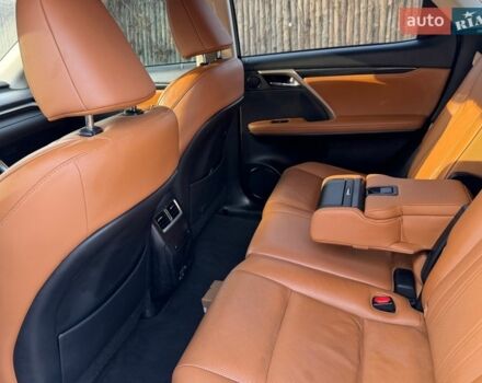 Белый Лексус РХ, объемом двигателя 2 л и пробегом 71 тыс. км за 40900 $, фото 15 на Automoto.ua