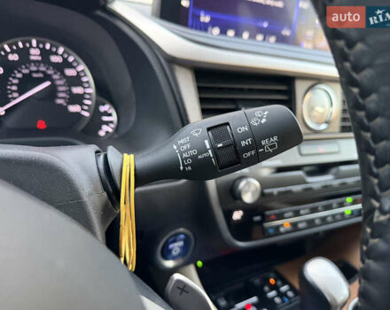 Белый Лексус РХ, объемом двигателя 3.5 л и пробегом 92 тыс. км за 37500 $, фото 44 на Automoto.ua