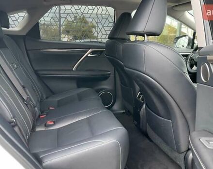 Лексус РХ 2020 в Киеве на Automoto.ua Белый Лексус РХ, объемом двигателя 3.46 л и пробегом 150 тыс. км за 41838 $, фото 6 на Automoto.ua