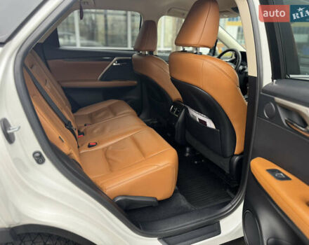 Белый Лексус РХ, объемом двигателя 2 л и пробегом 46 тыс. км за 46000 $, фото 33 на Automoto.ua