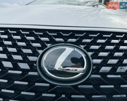 Белый Лексус РХ, объемом двигателя 3.46 л и пробегом 135 тыс. км за 44444 $, фото 108 на Automoto.ua