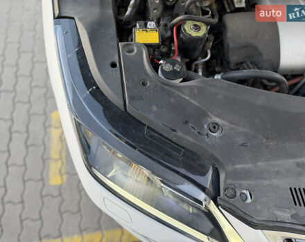 Белый Лексус РХ, объемом двигателя 3.5 л и пробегом 92 тыс. км за 37500 $, фото 83 на Automoto.ua