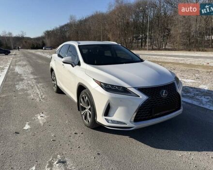 Белый Лексус РХ, объемом двигателя 2 л и пробегом 70 тыс. км за 41500 $, фото 2 на Automoto.ua