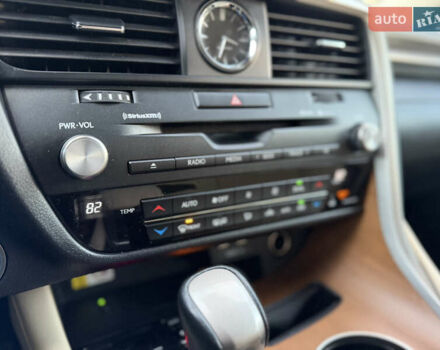 Белый Лексус РХ, объемом двигателя 3.5 л и пробегом 92 тыс. км за 37500 $, фото 46 на Automoto.ua