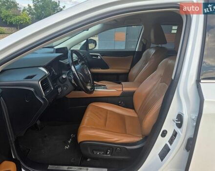 Белый Лексус РХ, объемом двигателя 2 л и пробегом 167 тыс. км за 37900 $, фото 18 на Automoto.ua