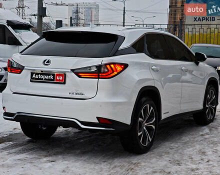 Белый Лексус РХ, объемом двигателя 3.5 л и пробегом 58 тыс. км за 49890 $, фото 2 на Automoto.ua