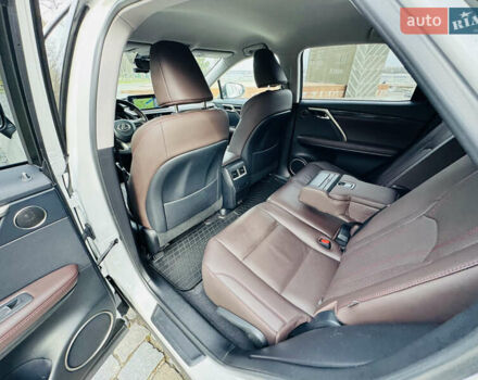 Белый Лексус РХ, объемом двигателя 3.46 л и пробегом 135 тыс. км за 44444 $, фото 12 на Automoto.ua