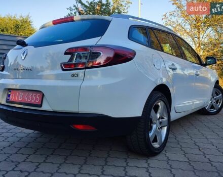Белый Лексус РХ, объемом двигателя 3.46 л и пробегом 150 тыс. км за 47500 $, фото 6 на Automoto.ua