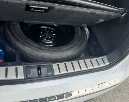 Белый Лексус РХ, объемом двигателя 2 л и пробегом 69 тыс. км за 46800 $, фото 12 на Automoto.ua