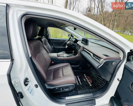 Белый Лексус РХ, объемом двигателя 3.46 л и пробегом 135 тыс. км за 44444 $, фото 16 на Automoto.ua