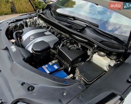 Белый Лексус РХ, объемом двигателя 3.46 л и пробегом 142 тыс. км за 52500 $, фото 56 на Automoto.ua