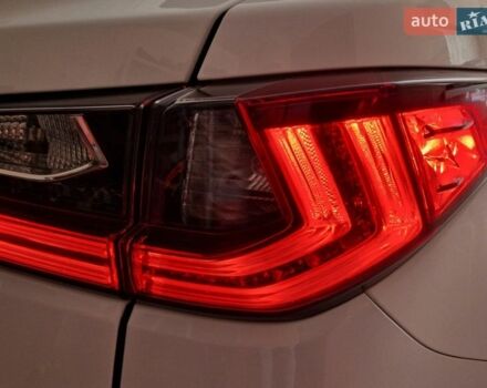 Белый Лексус РХ, объемом двигателя 3.46 л и пробегом 142 тыс. км за 52500 $, фото 78 на Automoto.ua