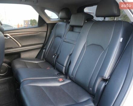 Белый Лексус РХ, объемом двигателя 3.46 л и пробегом 146 тыс. км за 53500 $, фото 9 на Automoto.ua