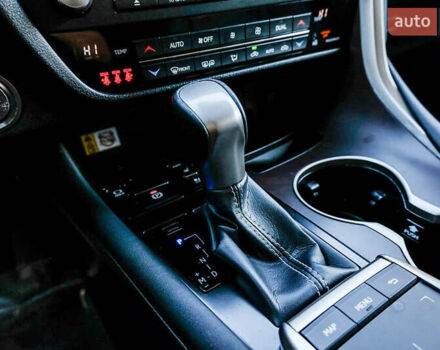 Белый Лексус РХ, объемом двигателя 3.46 л и пробегом 51 тыс. км за 17500 $, фото 21 на Automoto.ua