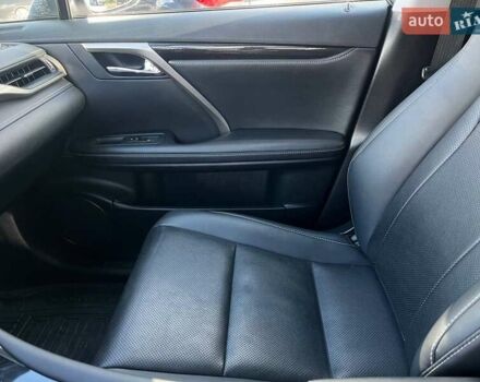 Лексус РХ 2021 в Львове на Automoto.ua Белый Лексус РХ, объемом двигателя 2 л и пробегом 104 тыс. км за 42290 $, фото 31 на Automoto.ua