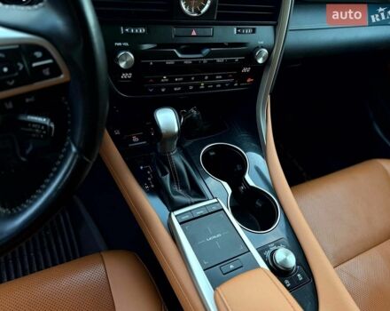 Білий Лексус РХ, об'ємом двигуна 2 л та пробігом 87 тис. км за 35990 $, фото 21 на Automoto.ua