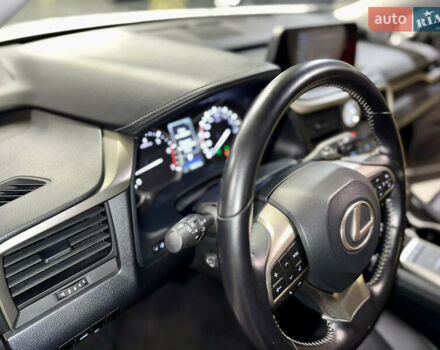 Білий Лексус РХ, об'ємом двигуна 2 л та пробігом 69 тис. км за 45700 $, фото 23 на Automoto.ua