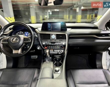 Білий Лексус РХ, об'ємом двигуна 2 л та пробігом 69 тис. км за 43500 $, фото 33 на Automoto.ua