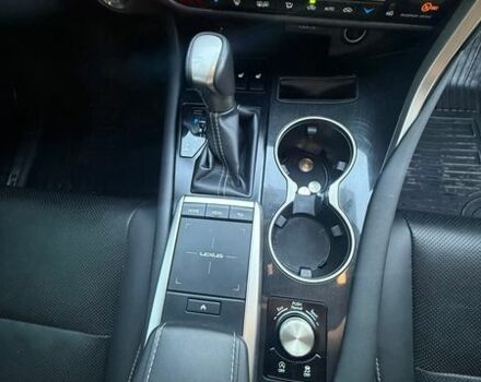 Белый Лексус РХ, объемом двигателя 2 л и пробегом 65 тыс. км за 49990 $, фото 12 на Automoto.ua