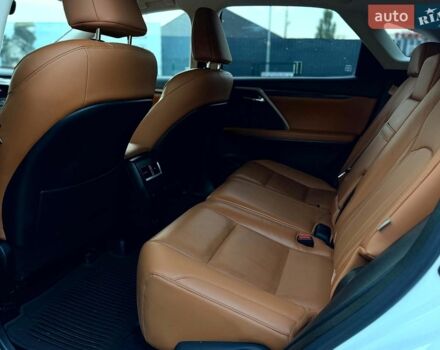 Білий Лексус РХ, об'ємом двигуна 2 л та пробігом 87 тис. км за 35990 $, фото 22 на Automoto.ua