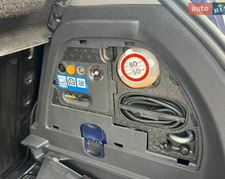Білий Лексус РХ, об'ємом двигуна 2 л та пробігом 65 тис. км за 46500 $, фото 16 на Automoto.ua