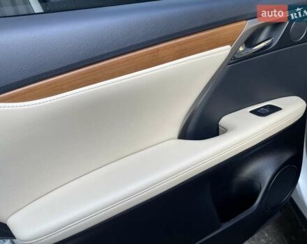 Белый Лексус РХ, объемом двигателя 3.46 л и пробегом 52 тыс. км за 38500 $, фото 21 на Automoto.ua