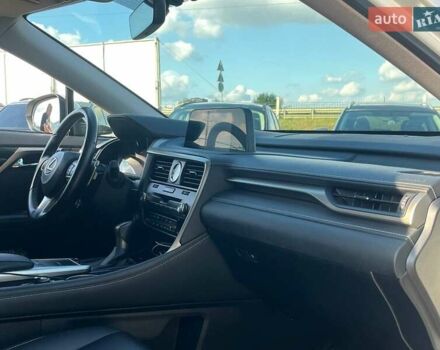 Лексус РХ 2021 в Львове на Automoto.ua Белый Лексус РХ, объемом двигателя 2 л и пробегом 104 тыс. км за 42290 $, фото 19 на Automoto.ua