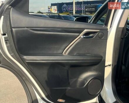 Лексус РХ 2021 у Львові на Automoto.ua Білий Лексус РХ, об'ємом двигуна 2 л та пробігом 104 тис. км за 47740 $, фото 17 на Automoto.ua