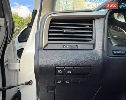 Лексус РХ 2021 в Днепре (Днепропетровске) на Automoto.ua Белый Лексус РХ, объемом двигателя 3.5 л и пробегом 70 тыс. км за 45000 $, фото 26 на Automoto.ua