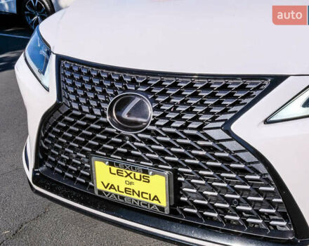 Белый Лексус РХ, объемом двигателя 3.46 л и пробегом 51 тыс. км за 17500 $, фото 2 на Automoto.ua