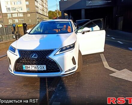 Белый Лексус РХ, объемом двигателя 2 л и пробегом 20 тыс. км за 52000 $, фото 4 на Automoto.ua