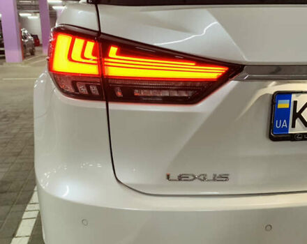 Белый Лексус РХ, объемом двигателя 3.46 л и пробегом 79 тыс. км за 53000 $, фото 7 на Automoto.ua