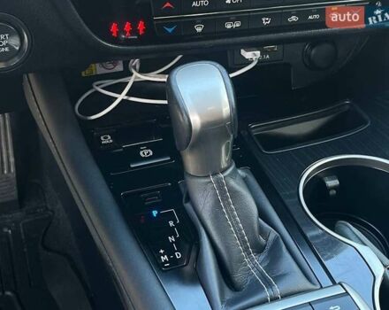 Лексус РХ 2021 у Львові на Automoto.ua Білий Лексус РХ, об'ємом двигуна 2 л та пробігом 104 тис. км за 47740 $, фото 22 на Automoto.ua