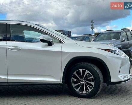 Лексус РХ 2021 в Львове на Automoto.ua Белый Лексус РХ, объемом двигателя 2 л и пробегом 104 тыс. км за 42290 $, фото 10 на Automoto.ua