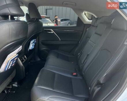 Лексус РХ 2021 в Львове на Automoto.ua Белый Лексус РХ, объемом двигателя 2 л и пробегом 104 тыс. км за 42290 $, фото 30 на Automoto.ua