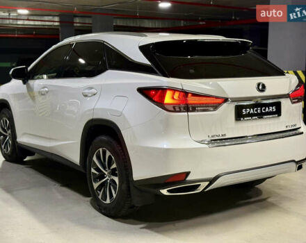Білий Лексус РХ, об'ємом двигуна 2 л та пробігом 69 тис. км за 45700 $, фото 15 на Automoto.ua