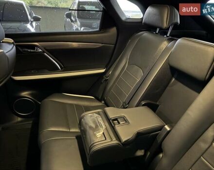 Лексус РХ 2021 в Киеве на Automoto.ua Белый Лексус РХ, объемом двигателя 3.46 л и пробегом 32 тыс. км за 56000 $, фото 22 на Automoto.ua