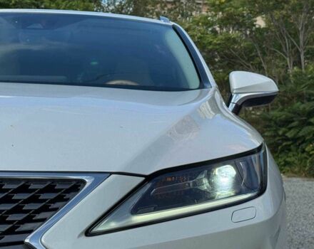 Лексус РХ 2021 у Дніпро (Дніпропетровську) на Automoto.ua Білий Лексус РХ, об'ємом двигуна 3.5 л та пробігом 70 тис. км за 45000 $, фото 3 на Automoto.ua