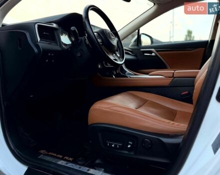 Білий Лексус РХ, об'ємом двигуна 2 л та пробігом 87 тис. км за 35990 $, фото 18 на Automoto.ua