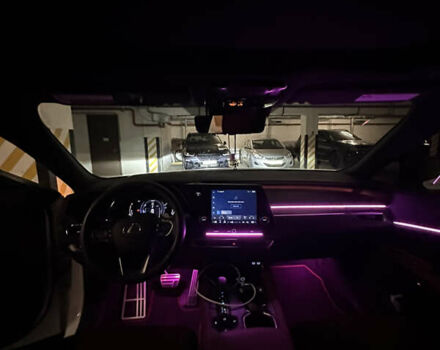 Белый Лексус РХ, объемом двигателя 2.4 л и пробегом 53 тыс. км за 63500 $, фото 4 на Automoto.ua