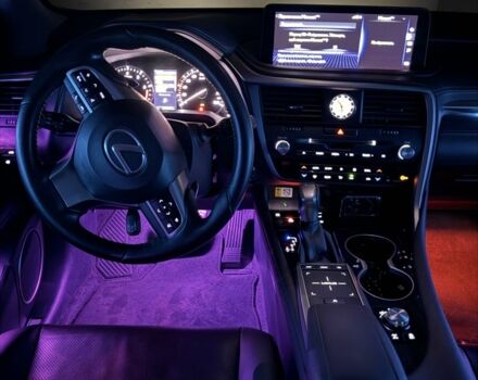 Белый Лексус РХ, объемом двигателя 3.5 л и пробегом 36 тыс. км за 61000 $, фото 1 на Automoto.ua