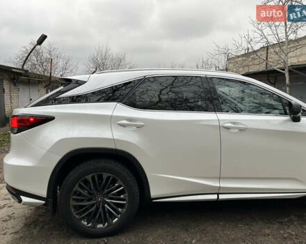 Белый Лексус РХ, объемом двигателя 2 л и пробегом 27 тыс. км за 55000 $, фото 3 на Automoto.ua