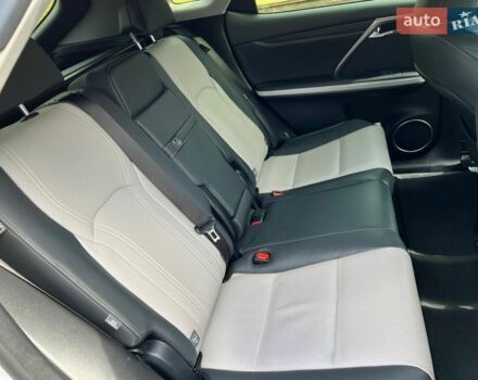 Белый Лексус РХ, объемом двигателя 2 л и пробегом 31 тыс. км за 53900 $, фото 22 на Automoto.ua