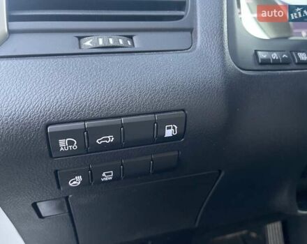 Белый Лексус РХ, объемом двигателя 3.5 л и пробегом 28 тыс. км за 56000 $, фото 1 на Automoto.ua